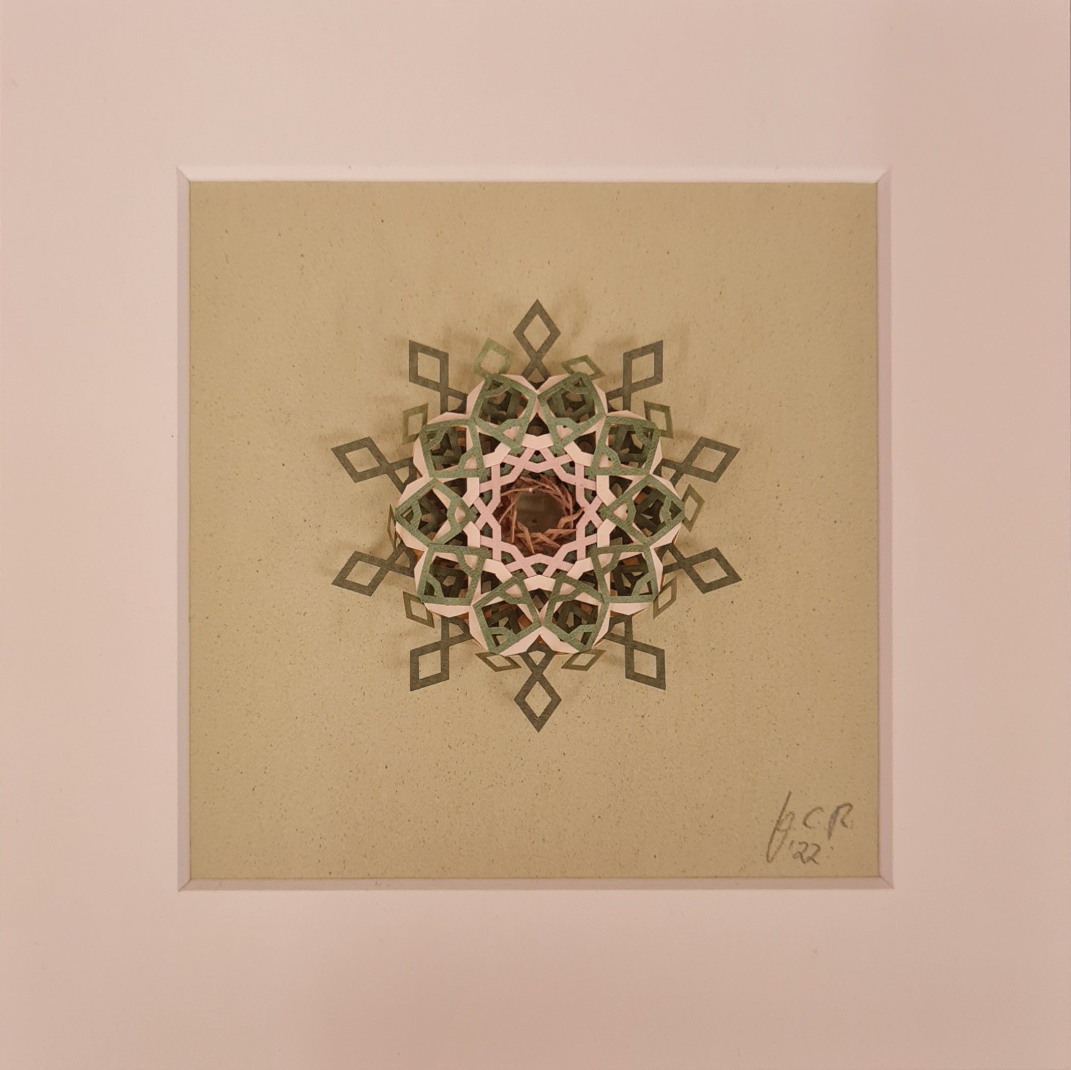 Little Bijou in frame V43