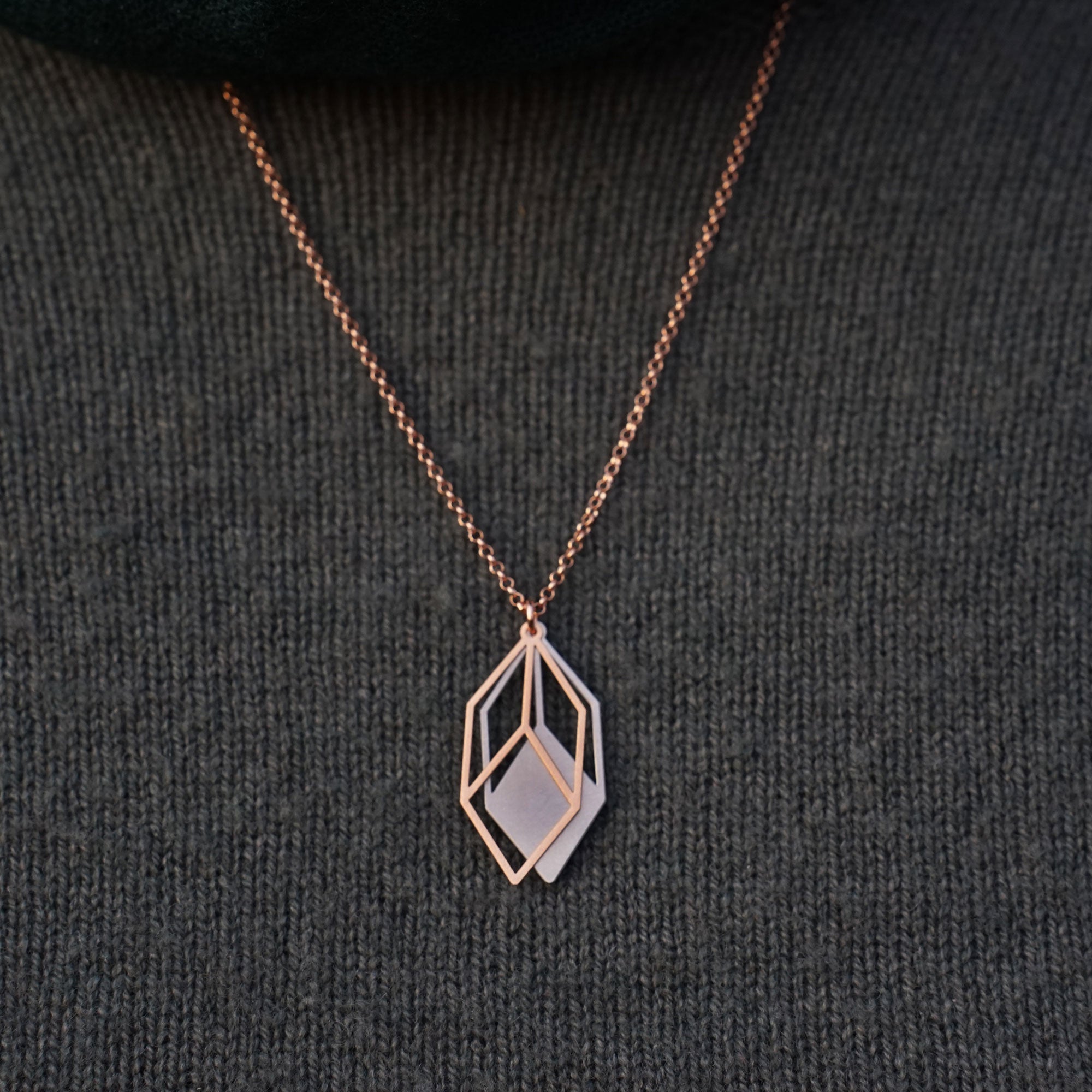 Anhänger Cubicum mit Holz silber/rosé