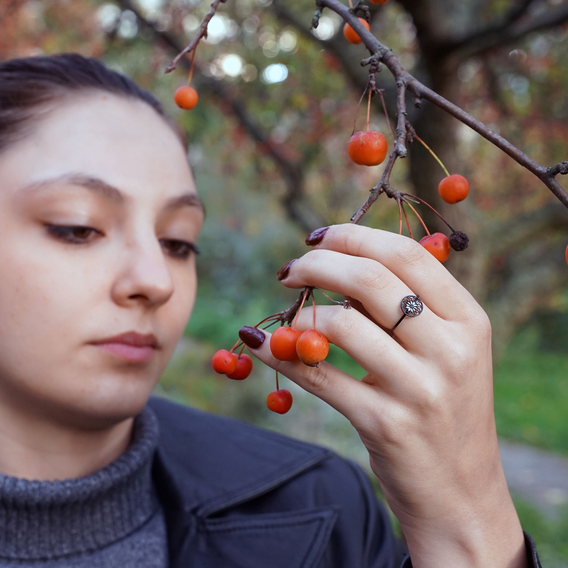 Filigraner schwarzer Mandala Ring