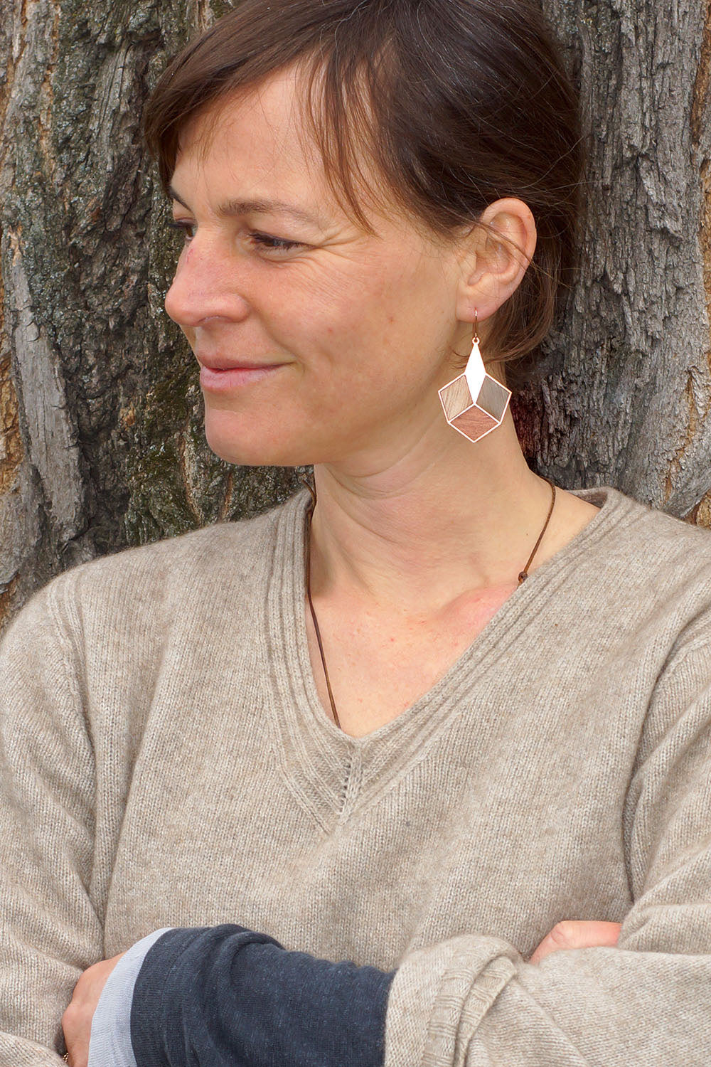 Statement Ohrringe mit Holz | rosévergoldet matt