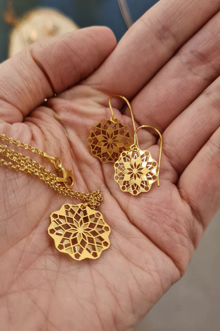 Florale Ohrringe "Florita" Edelstahl