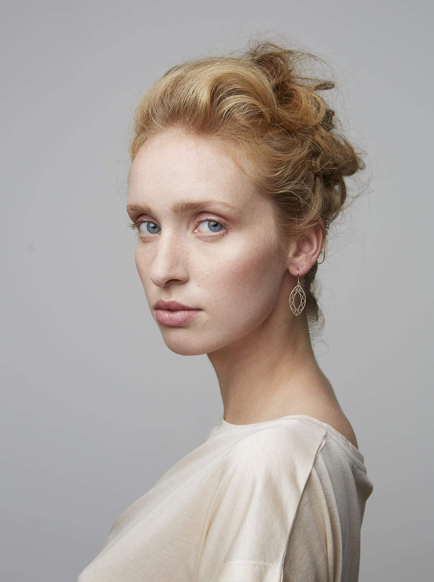 Filigrane Ohrringe "Navette" rosévergoldet matt