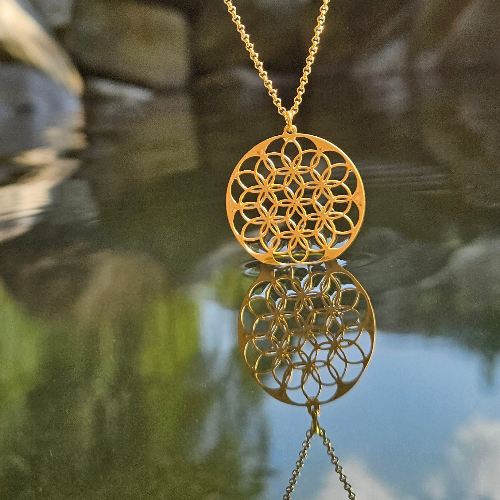 Blume des Lebens Kette | vergoldet matt