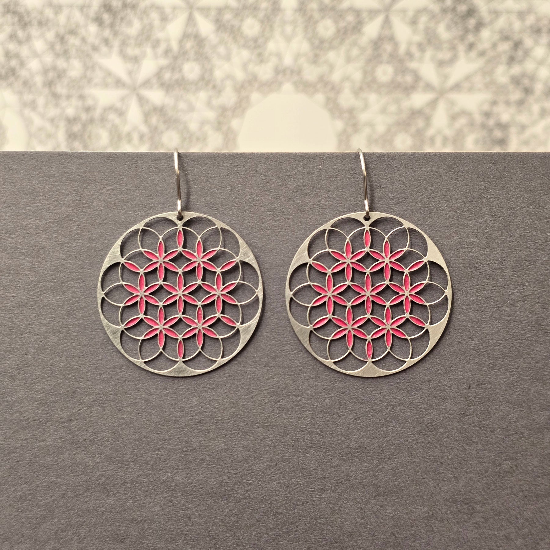 Flower of Life Ohrringe | pink floureszierend